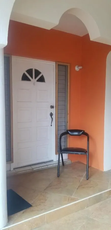 أوشو ريوس Wizzy Apartment  أوشو ريوس