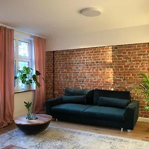 https://old-town-apartment-80-834.gdanskhotel.org