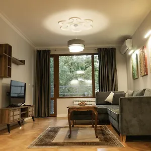 https://jasmine-central-apartment.sofiahotelsbg.com