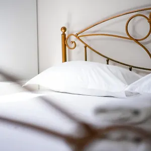 https://city-center-hideout.albaniahotels.org