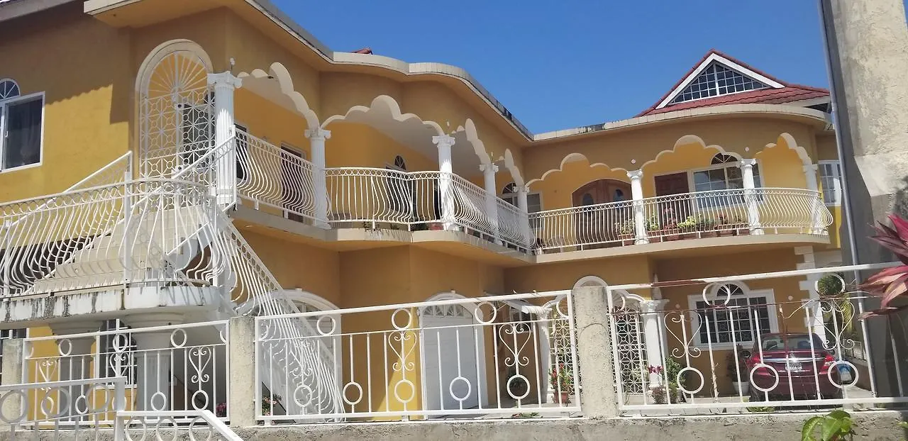 Wizzy Apartment Ocho Rios 0*,