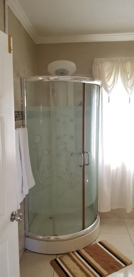 Wizzy Apartment Ocho Rios